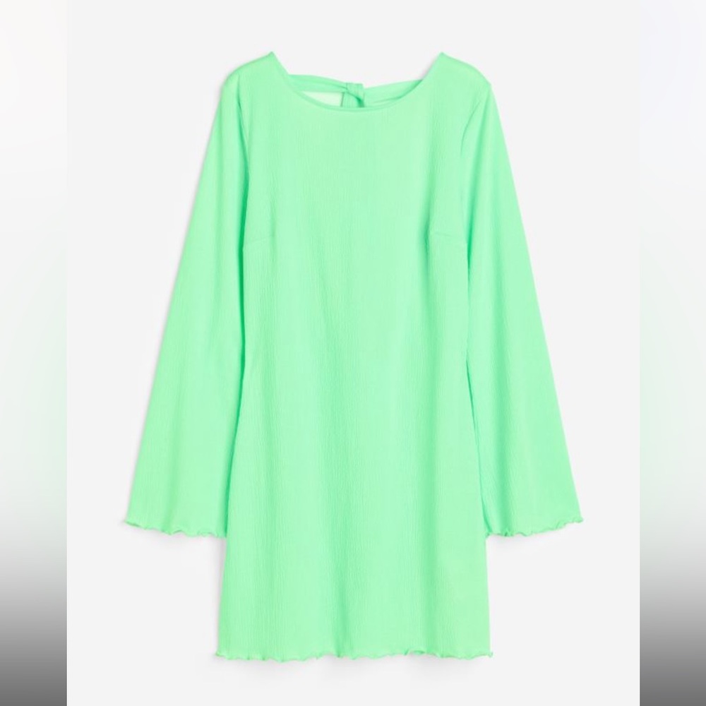 38. H&M short beach dress NWT - Picture 3 of 5